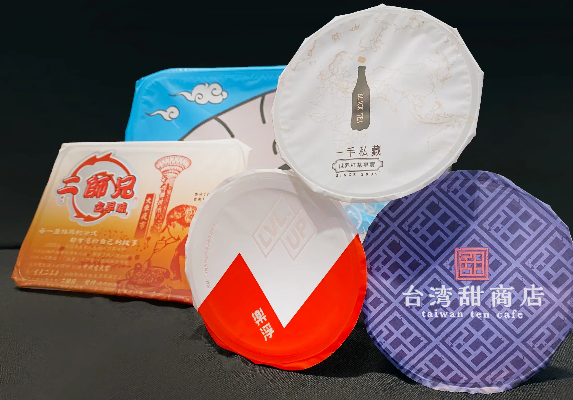 Film de scellage pour récipients à soupe ou à aliments chauds