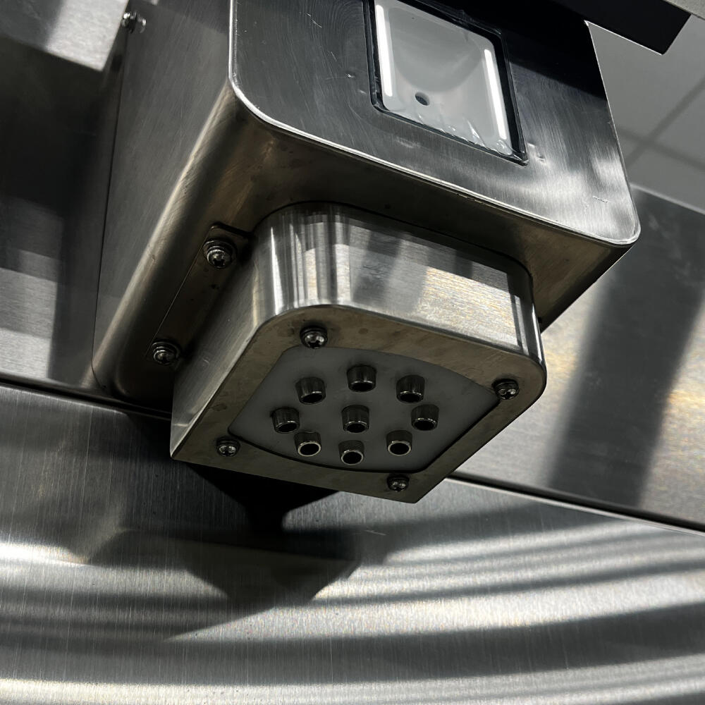 Independent pipeline dispensing nozzles, easy to maintain and prevents material mixing