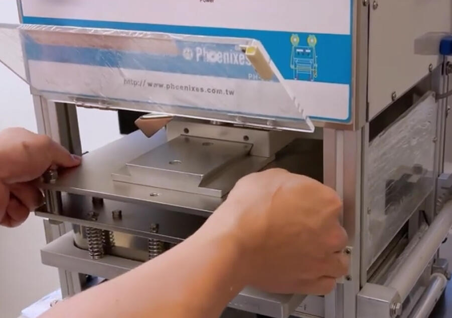 Scelleuse de barquettes PH-59 avec moule interchangeable